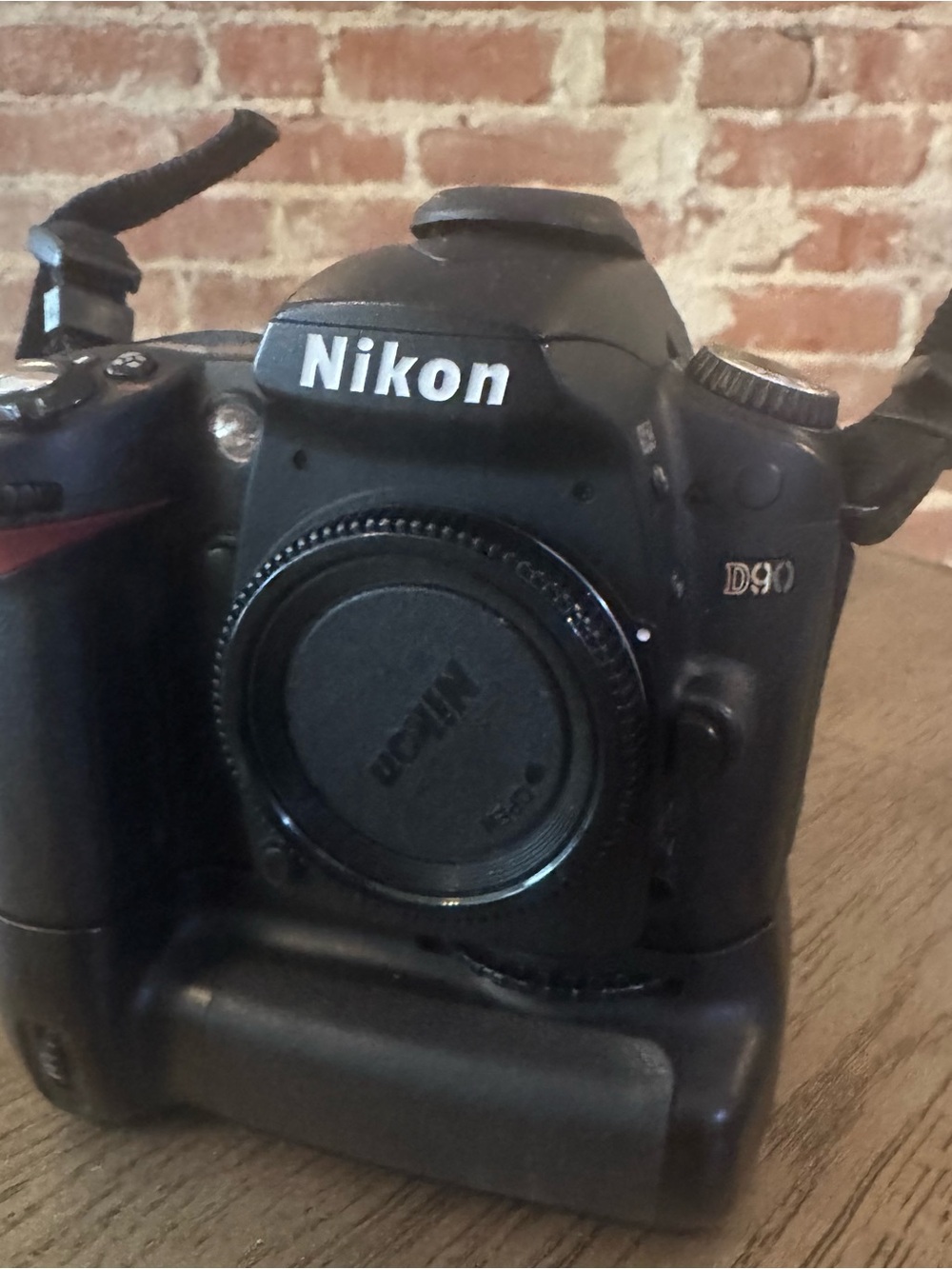 Nikon D90 DSLR Camera Body in Black with Grip